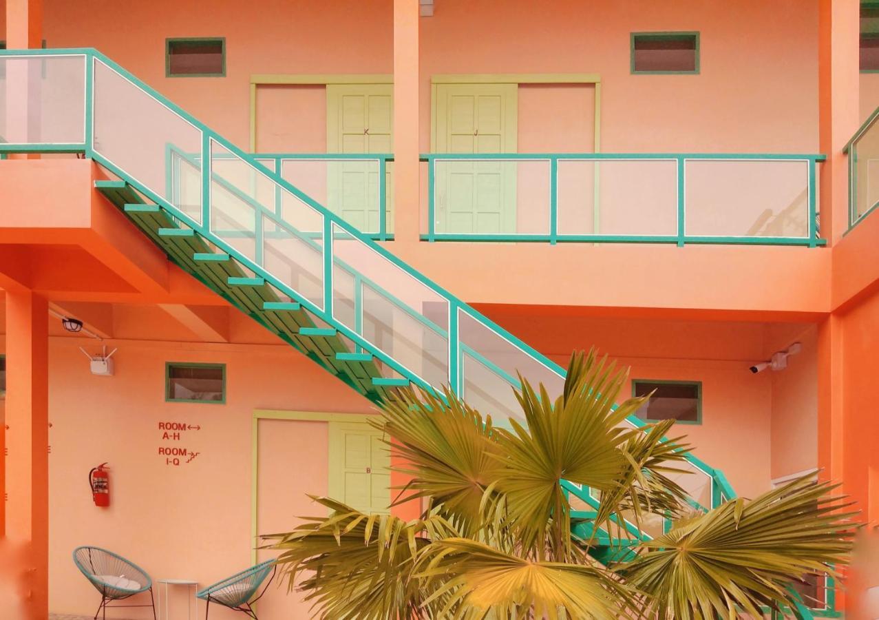 Alley51 Hotel Surat Thani Buitenkant foto